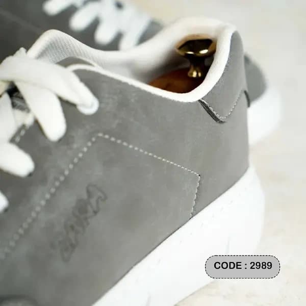 کتونی بندی طوسی زیره سفید zara (کد 2989 )