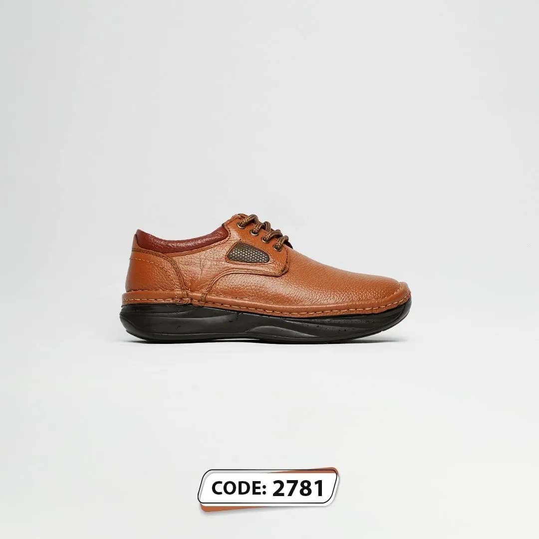 کفش مردانه گرم قهوه ای روشن بندی زیره مشکی(کد 2781 )